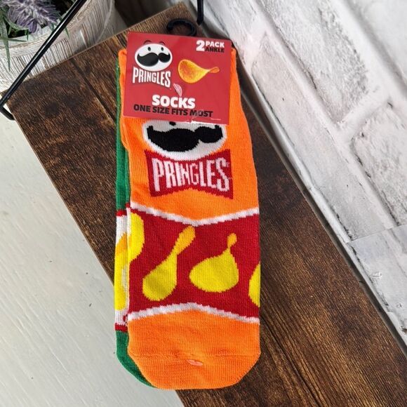 NWT Pringles 2 Pack Ankle Socks One Size Fits Most - Picture 2 of 4
